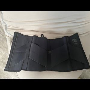 Slimtum waist trainer